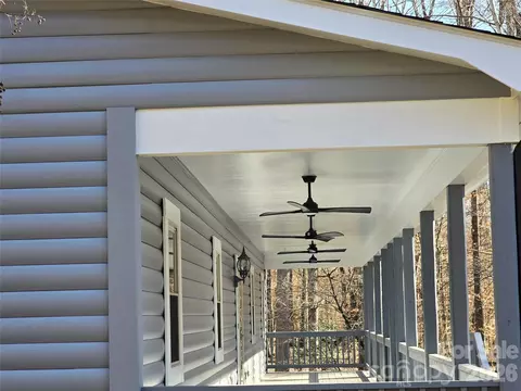 Exterior - 6802 Lowesville Ln, Stanley, NC 28164 photo 6 of 8