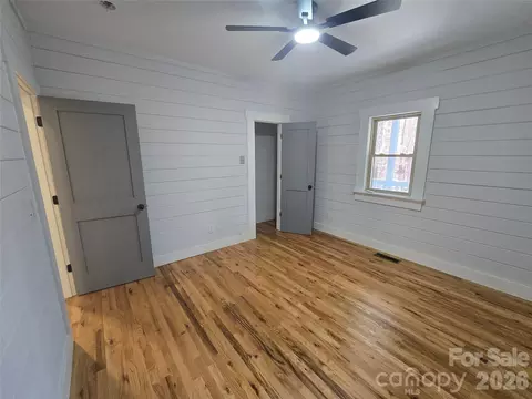 Bedroom - 6802 Lowesville Ln, Stanley, NC 28164 photo 2 of 6