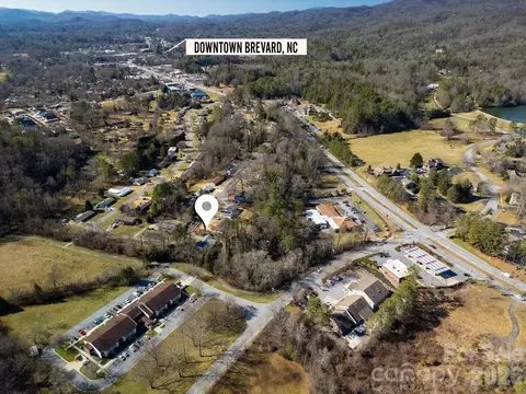 391 Hawthorne Dr, Brevard, NC 28712 photo 42