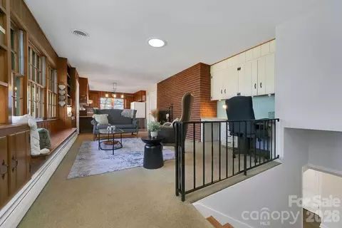391 Hawthorne Dr, Brevard, NC 28712 photo 16