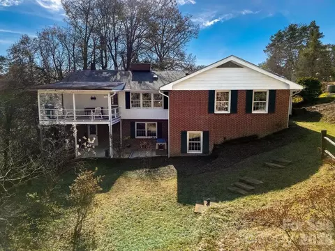 391 Hawthorne Dr, Brevard, NC 28712 photo 38