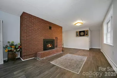 391 Hawthorne Dr, Brevard, NC 28712 photo 28