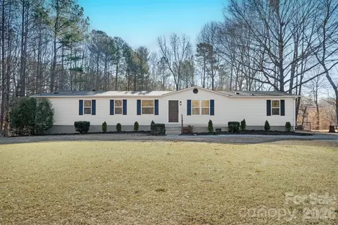147 Neill Farm Rd, Troutman, NC 28166