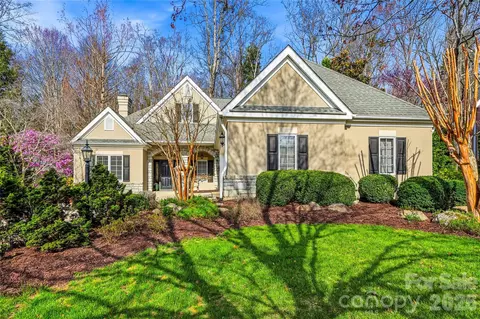 27 Clovelly Way, Asheville, NC 28803
