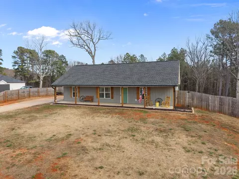 1464 King Rd, York, SC 29745
