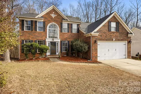 7456 Denali Ln, Charlotte, NC 28216