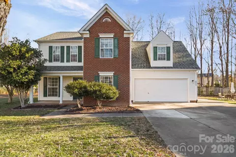 4215 Suttle Pl, Matthews, NC 28104