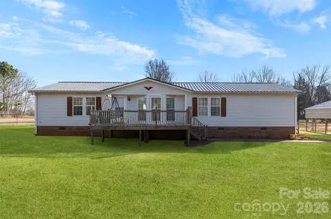 3359 Roundcliff Dr, Concord, NC 28025