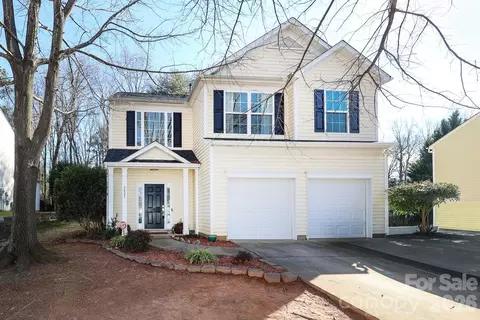 2431 Brathay Ct, Charlotte, NC 28269