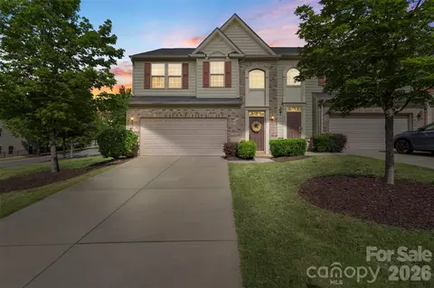 1845 Fleetwood Dr, Charlotte, NC 28208