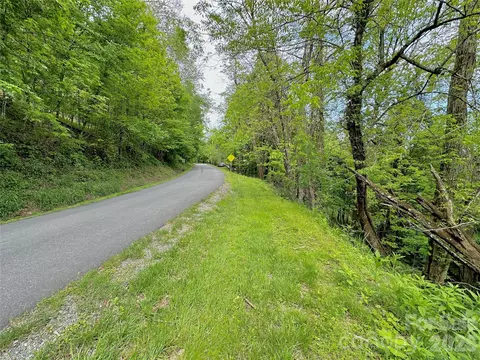 Alpine Drive, Seven Devils, NC 28604
