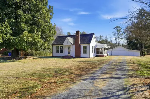 36 Irish Potato Rd, Concord, NC 28025