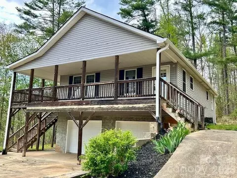 45 Marshbanks Rdg, Weaverville, NC 28787
