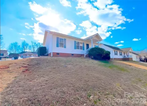 5313 Abbywood Ln, Charlotte, NC 28269