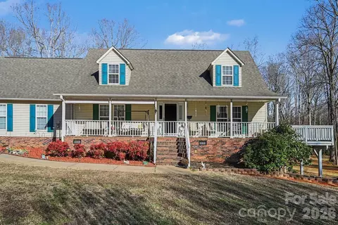 162 Terry Lane Dr, Dallas, NC 28034
