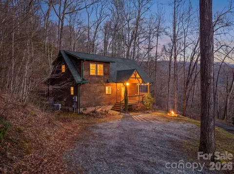 2015 Bettys Creek Rd, Sylva, NC 28779