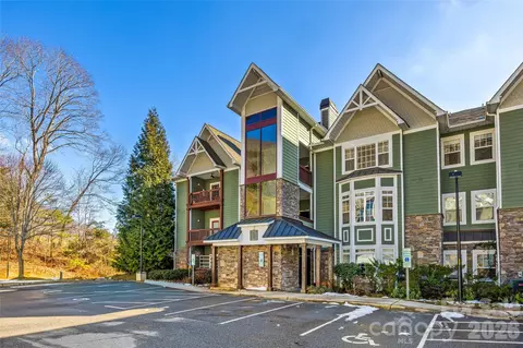1000 Olde Eastwood Village 2a Blvd #2A, Asheville, NC 28803