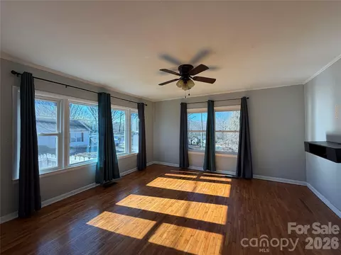 Living - 500 Echo Ave, Kannapolis, NC 28081 photo 3 of 4