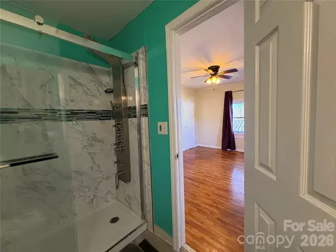 Bath - 500 Echo Ave, Kannapolis, NC 28081 photo 3 of 3
