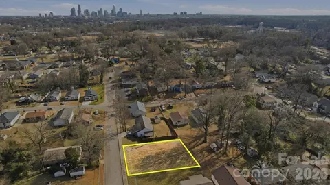 3417 Grant St, Charlotte, NC 28208