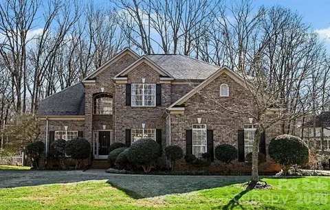 8613 Mossington Ln, Waxhaw, NC 28173