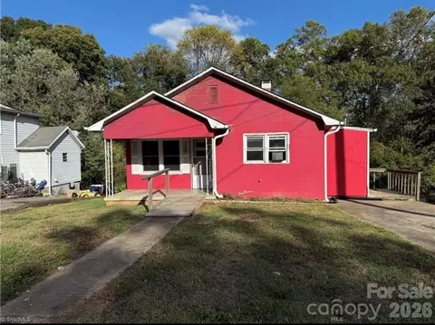 325 Mineral Springs Dr, Jonesville, NC 28642