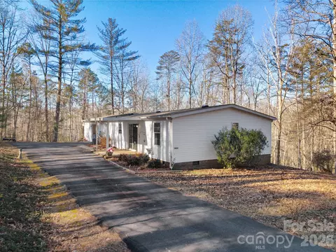 3435 Nelson Ln, Morganton, NC 28655