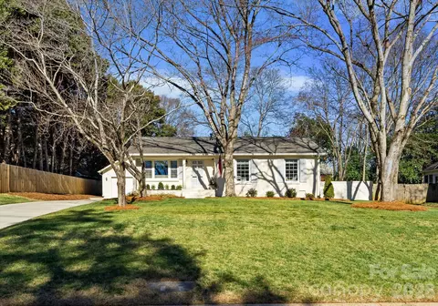 1811 Wedgedale Dr, Charlotte, NC 28210