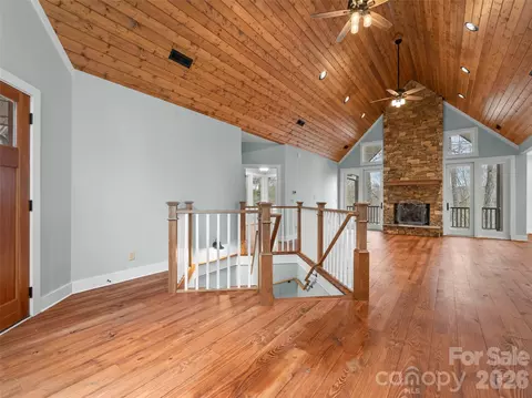 Living - 472 Cardinal Rd, Brevard, NC 28712 photo 1 of 10