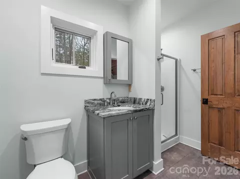 Bath - 472 Cardinal Rd, Brevard, NC 28712 photo 2 of 3