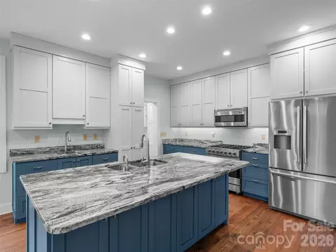 Kitchen - 472 Cardinal Rd, Brevard, NC 28712 photo 1 of 2