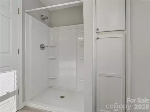 Bath - 200 Blacksnake Rd, Stanley, NC 28164 photo 2 of 4