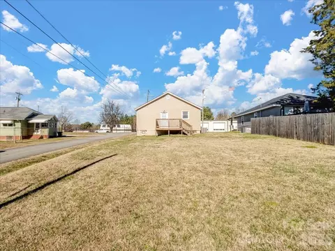 Exterior - 200 Blacksnake Rd, Stanley, NC 28164 photo 8 of 8