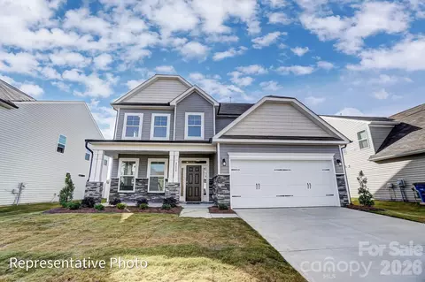 5923 New River Dr, Huntersville, NC 28078