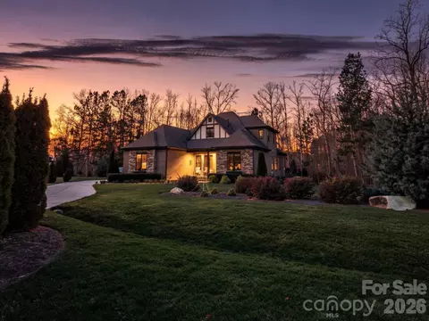 4034 Flagstone Dr, Lancaster, SC 29720 photo 2