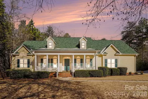1644 Hunters Place Rd, York, SC 29745