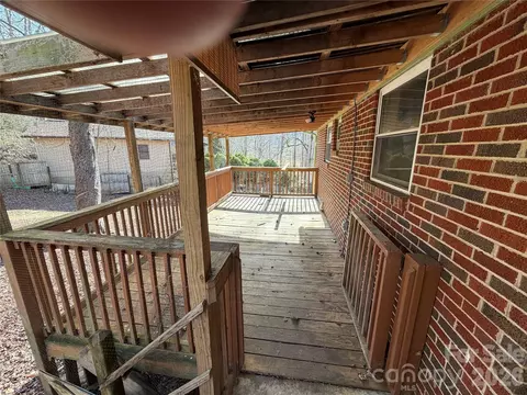 Exterior - 89 Whippoorwill Rd, Brevard, NC 28712 photo 4 of 4