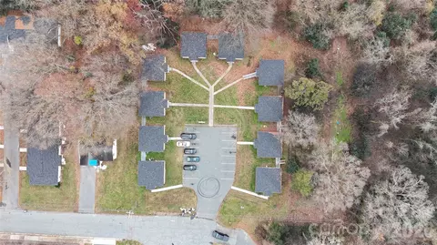 2439 Carmine St, Charlotte, NC 28206