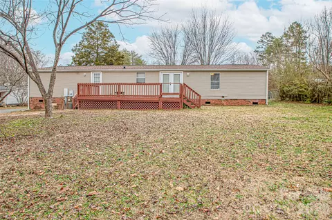 Exterior - 2345 Kingsburry Rd, York, SC 29745 photo 2 of 7