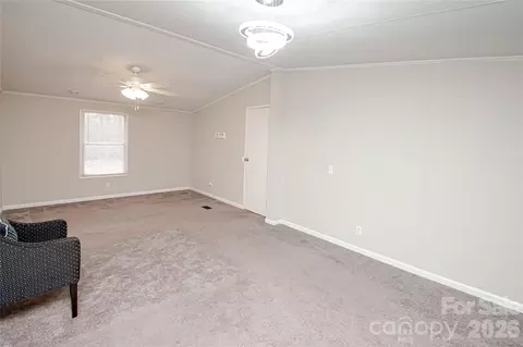 Living - 2345 Kingsburry Rd, York, SC 29745 photo 7 of 8