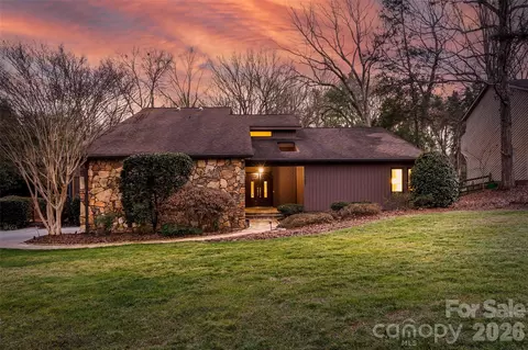 5337 Hillingdon Rd, Charlotte, NC 28226