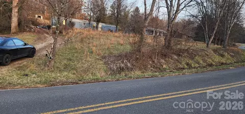 1142 Hidden View Loop, Marion, NC 28752