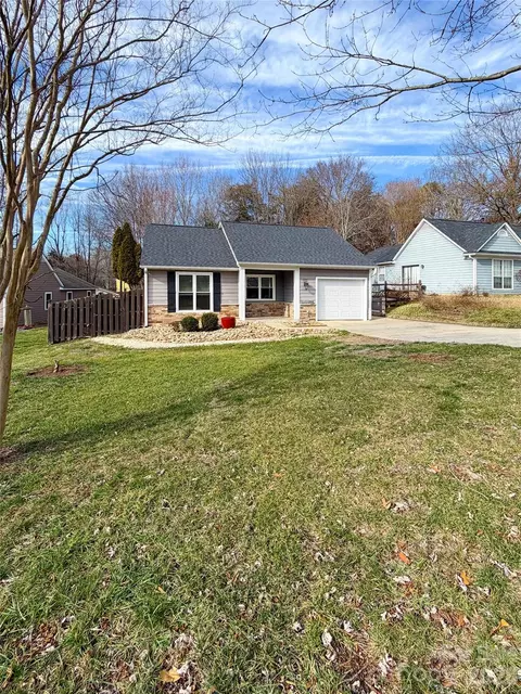 14028 Eden Ct, Pineville, NC 28134