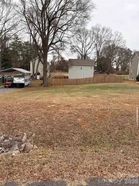 Gettys Street, Forest City, NC 28043
