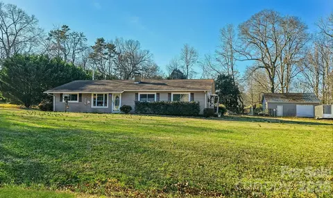 107 Oakgrove St, Locust, NC 28097