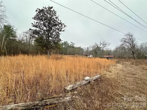 2735 Piney Rd, Morganton, NC 28655