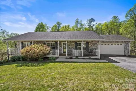 335 Hemlock Spring Trl, Weaverville, NC 28787