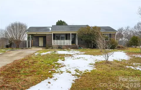 105 Barley Dr, Kings Mountain, NC 28086