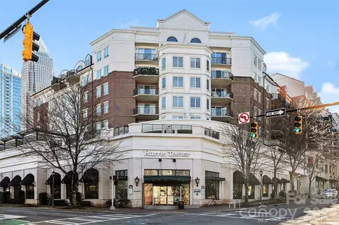 300 W 5th W 124 St W #124, Charlotte, NC 28202