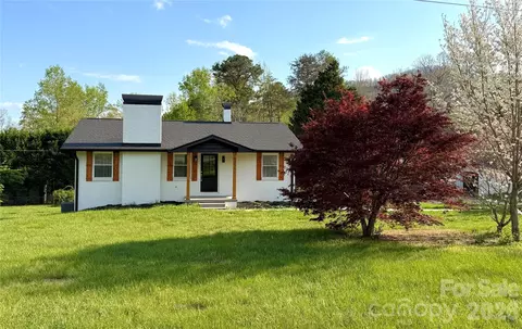 6229 Mountain Grove Rd, Hickory, NC 28602